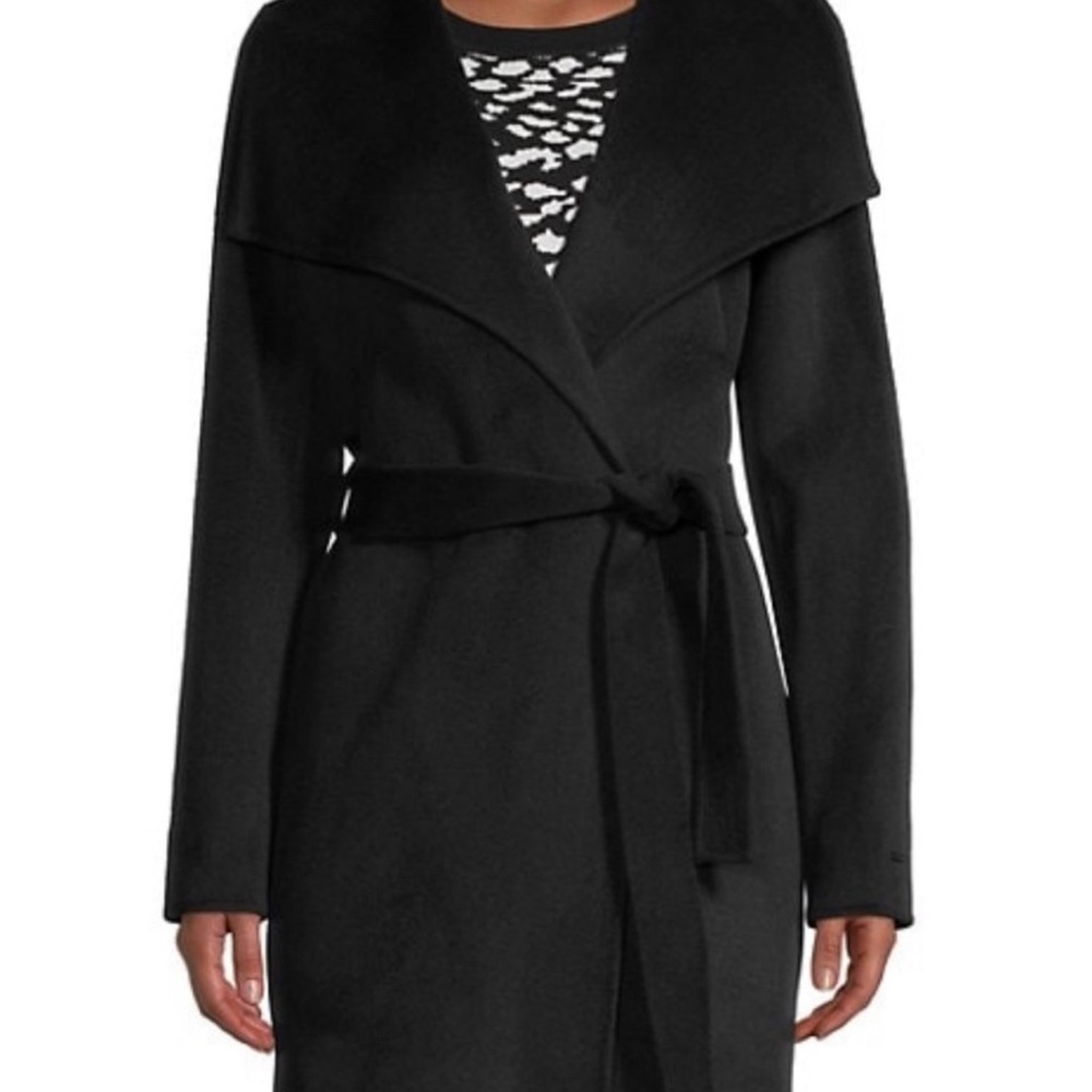 Tahari wool belted Marilyn coat